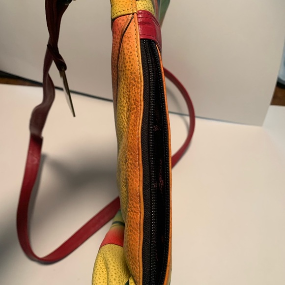New Anuschka hand painted leather handbag. - Picture 7 of 8